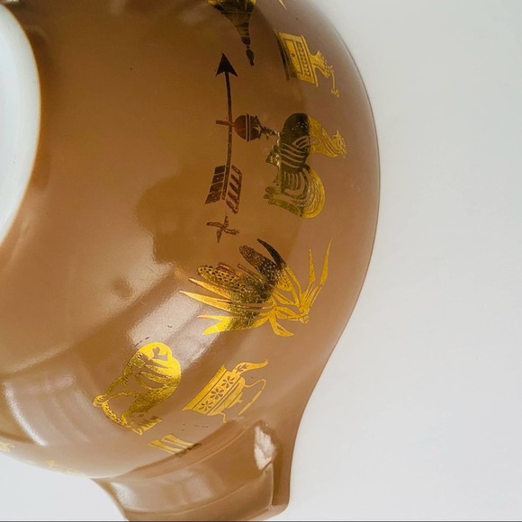 Pyrex | Early American Vintage 4 Qt Cinderella Mixing Bowl - Picture 11 of 13